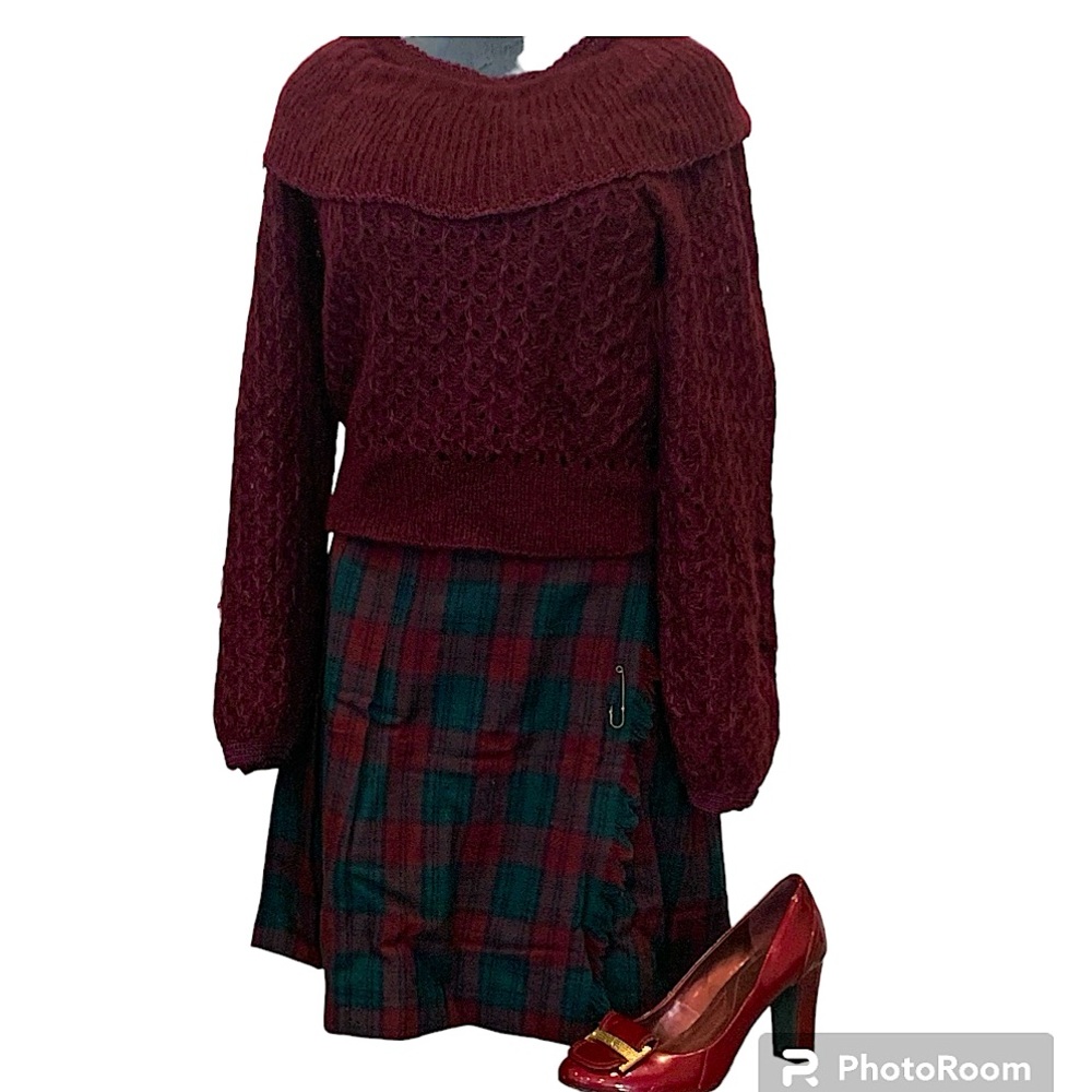 Beautiful Plum Color Mohair Sweater by Kasper/SZL